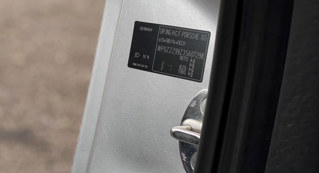 Porsche 996 Carrera 4S