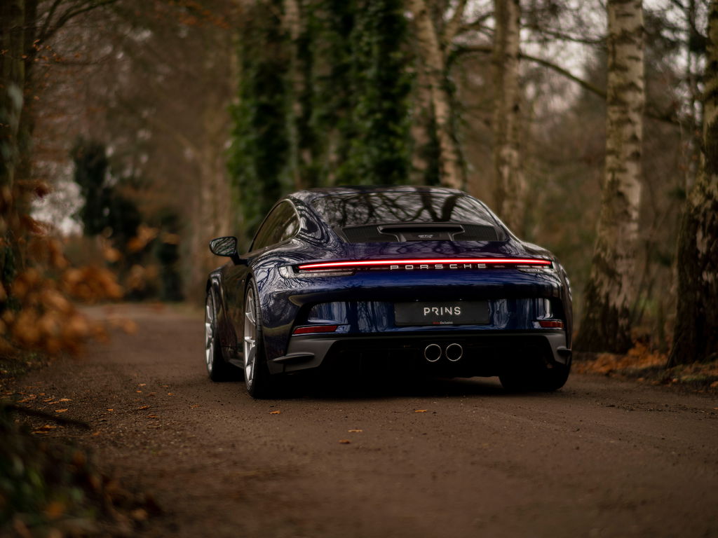 Porsche 992 GT3 Touring