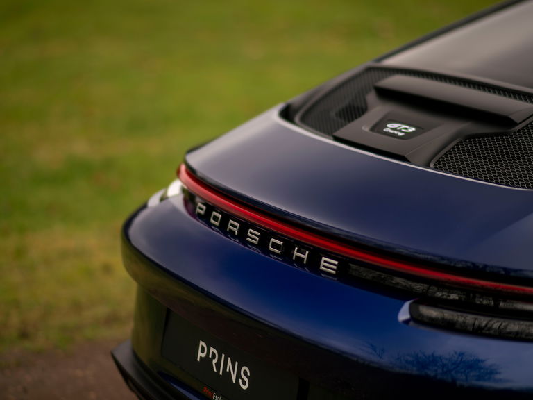 Porsche 992 GT3 Touring