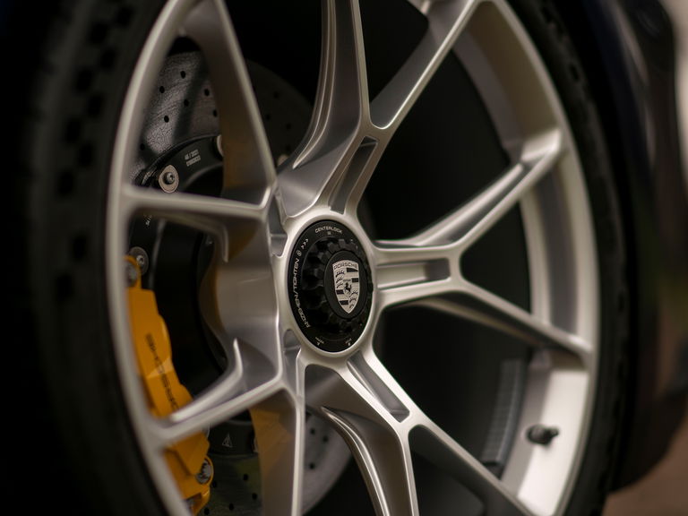 Porsche 992 GT3 Touring