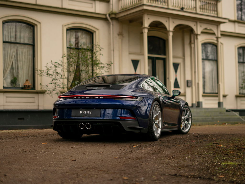Porsche 992 GT3 Touring