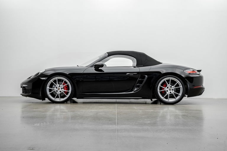 Porsche 718 Boxster S