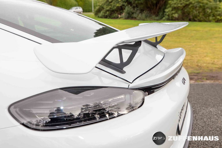 Porsche 718 Cayman GT4