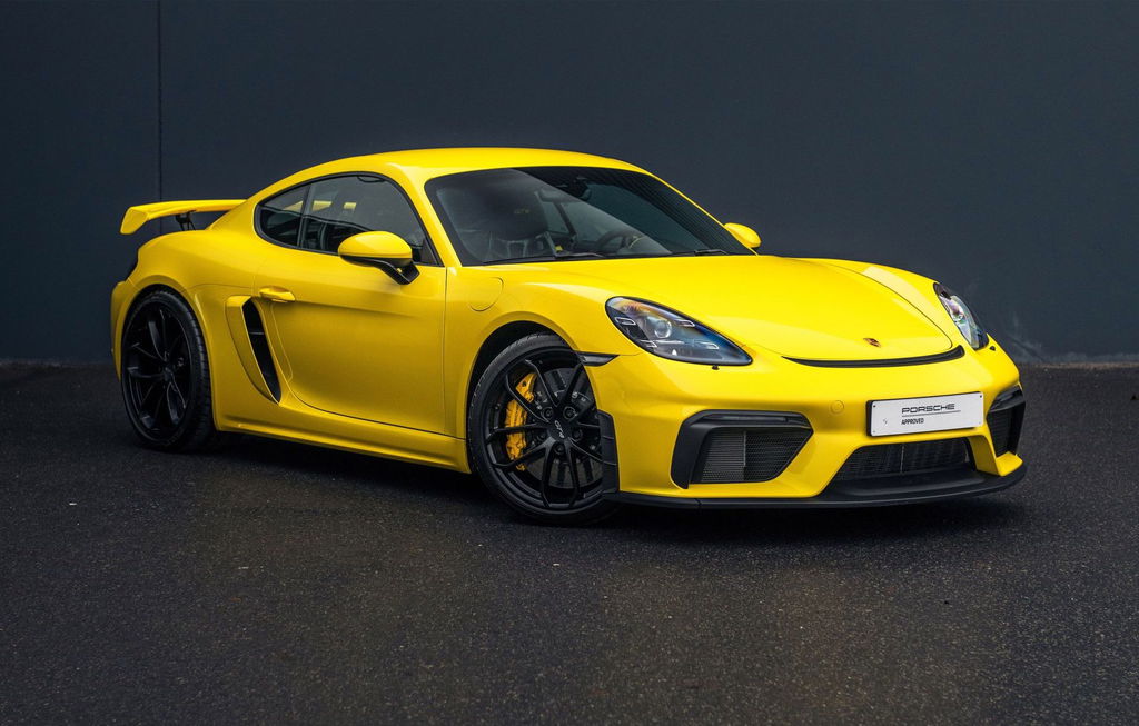 Porsche 718 Cayman GT4