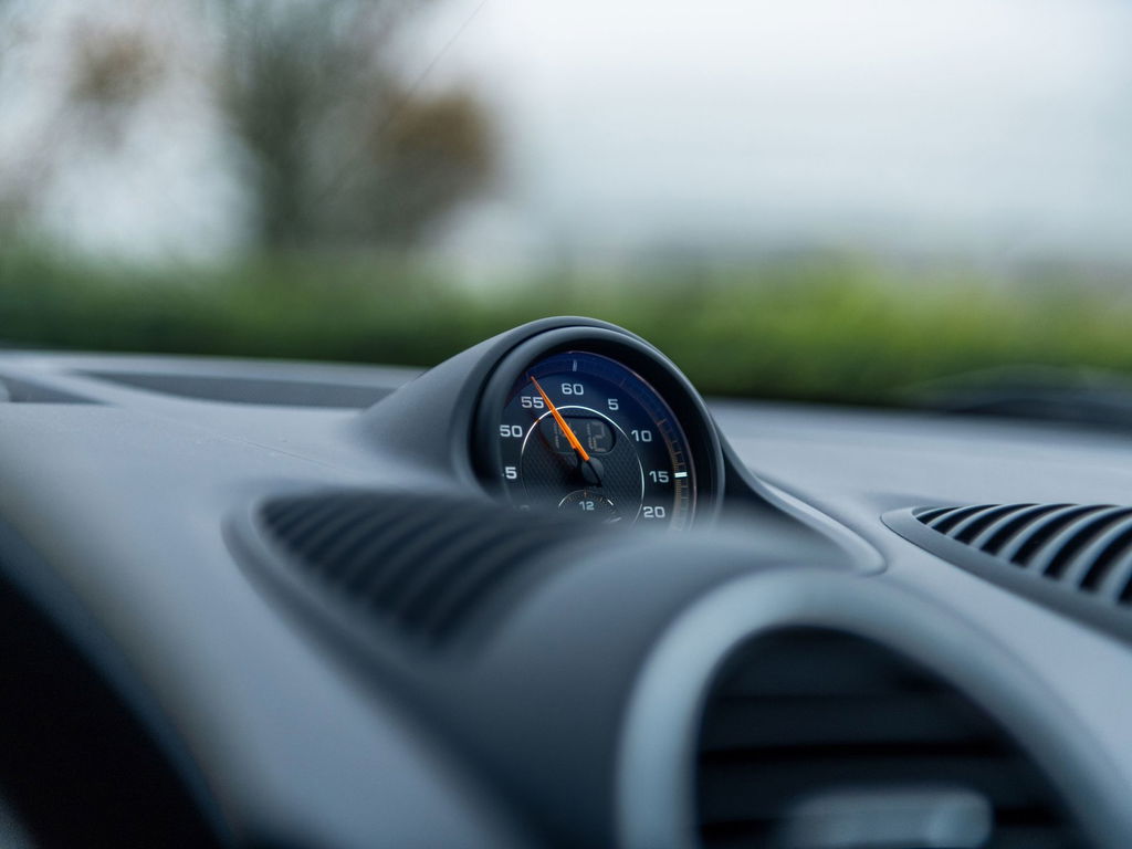 Porsche 718 Cayman GT4