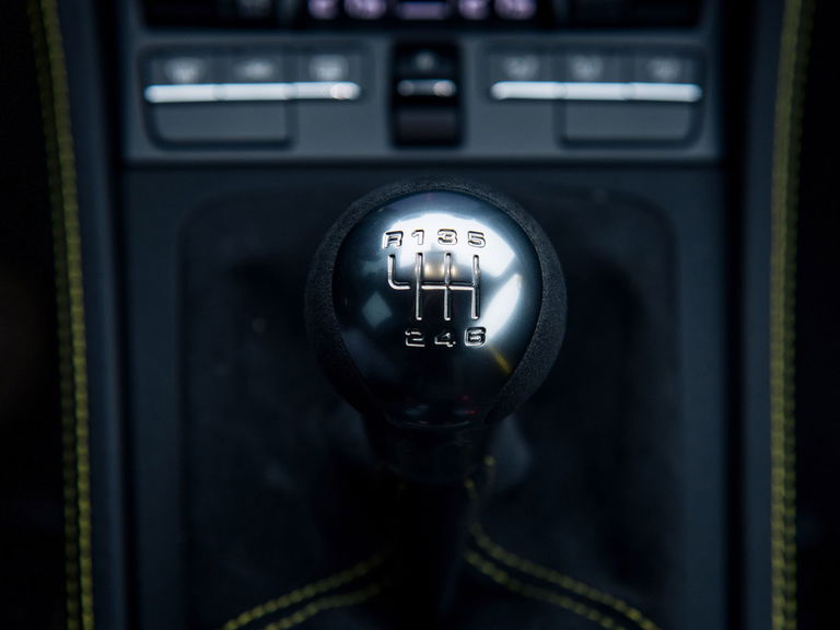 Porsche 718 Cayman GT4