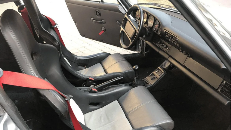 Porsche 964 Carrera RS