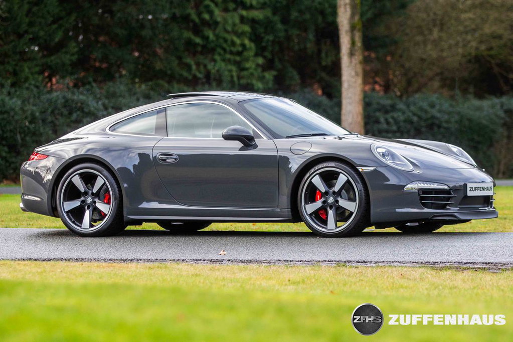 2013 Porsche 991 Anniversary 