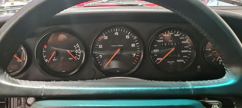 Porsche 964 Carrera 4