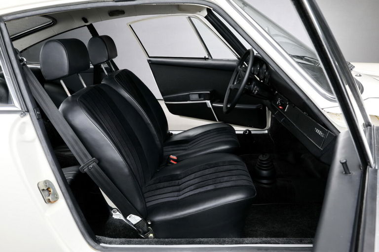 Porsche 911 S (F-Modell)