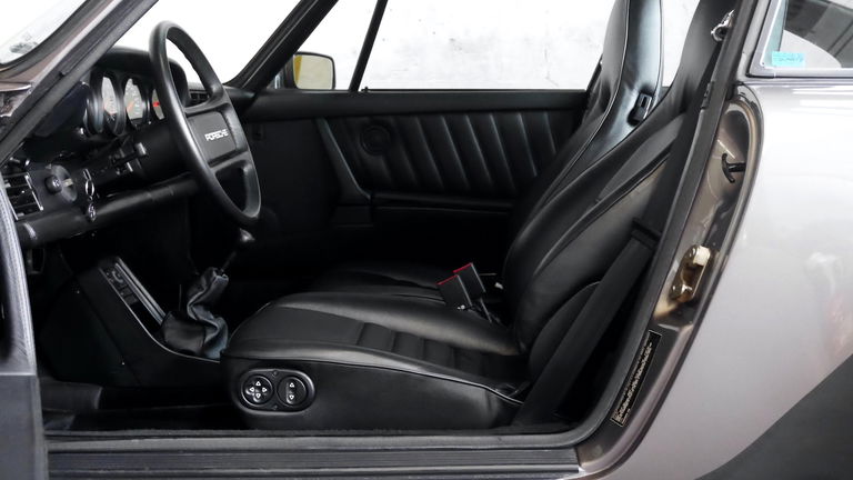 Porsche 911 Turbo 3.3