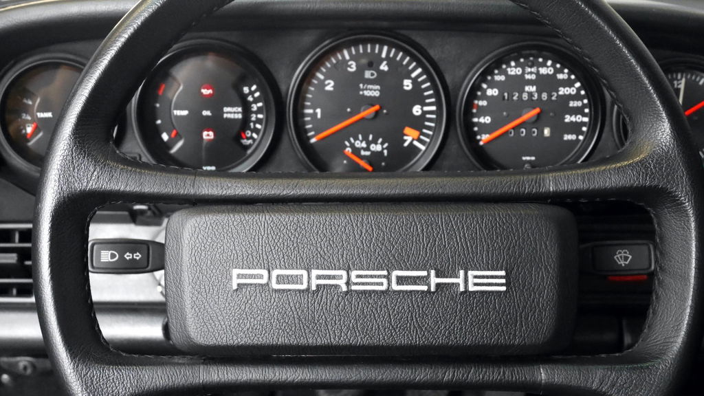 Porsche 911 Turbo 3.3