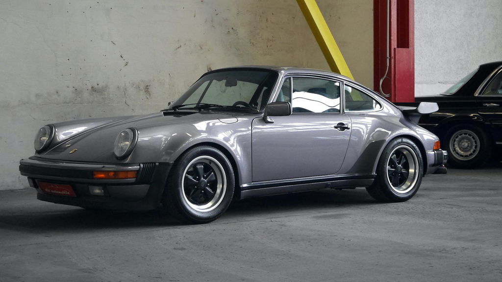 Porsche 911 Turbo 3.3