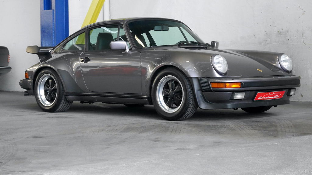 Porsche 911 Turbo 3.3