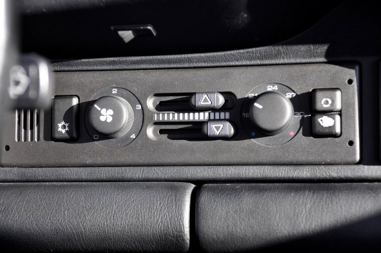 Porsche 964 Carrera 4