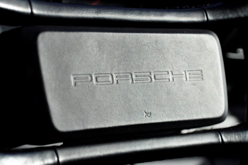 Porsche 964 Carrera 4