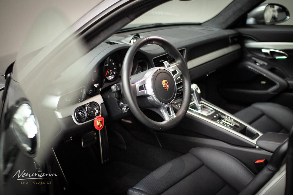 Porsche 991 Carrera GTS