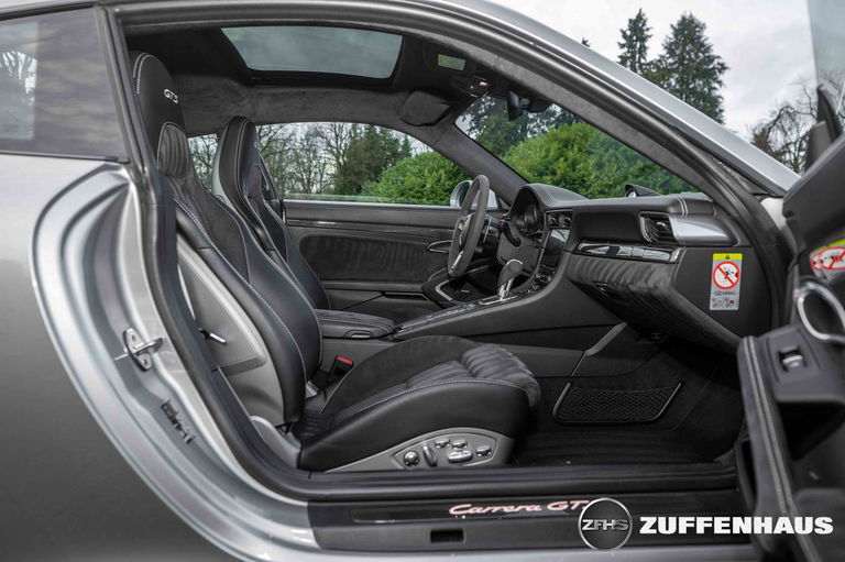 Porsche 991.2 Carrera GTS