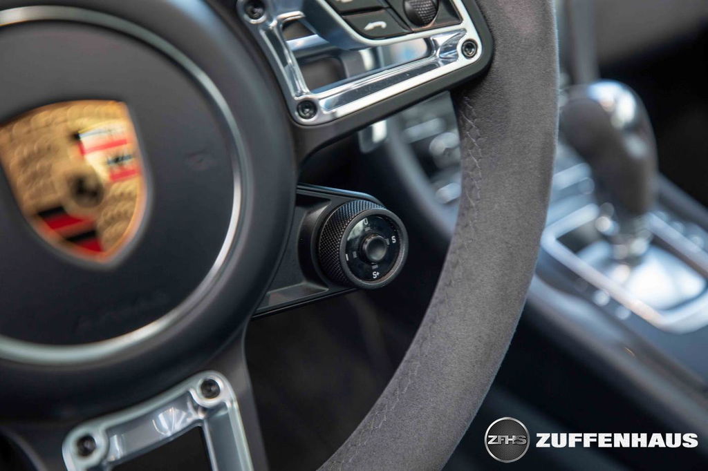 Porsche 991.2 Carrera GTS