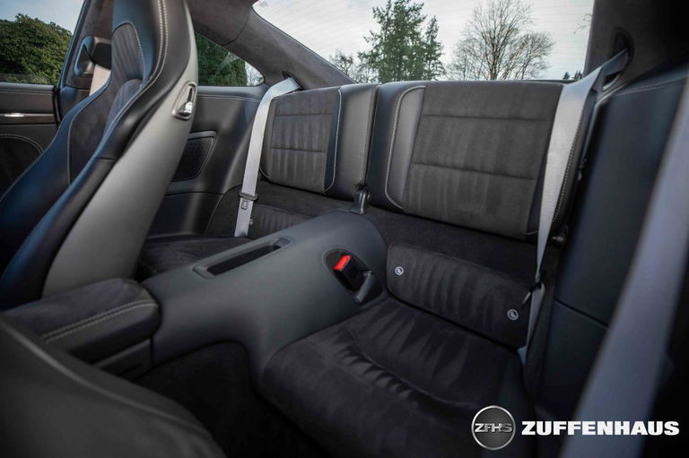 Porsche 991.2 Carrera GTS