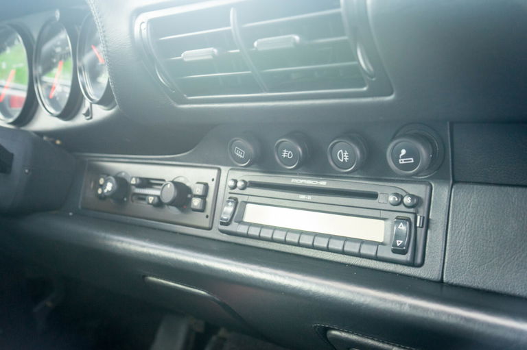 Porsche 993 Carrera 4S