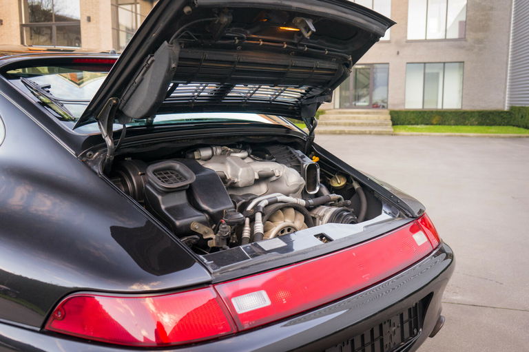 Porsche 993 Carrera 4S