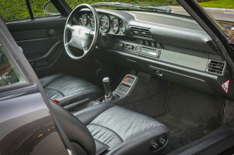 Porsche 993 Carrera 4S
