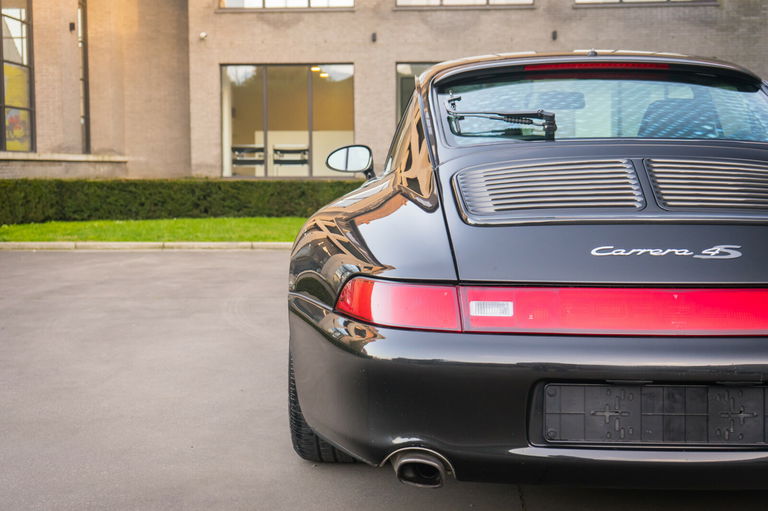 Porsche 993 Carrera 4S