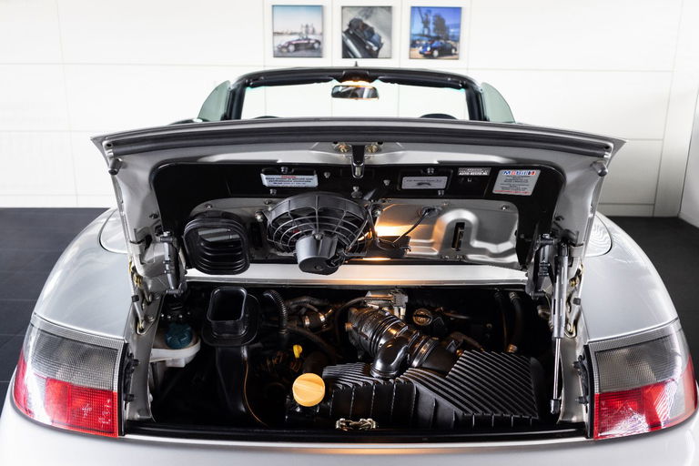 Porsche 996 Carrera 4