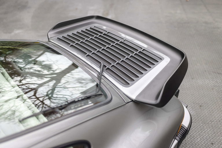 Porsche 911 Carrera 3.2 Supersport