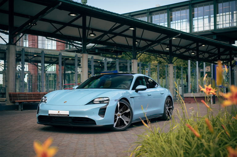 Porsche Taycan 4S