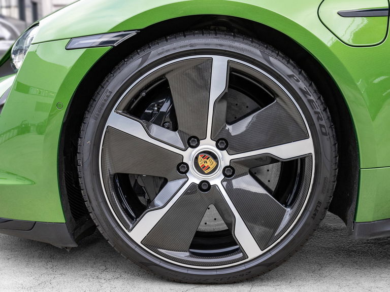 Porsche Taycan Turbo