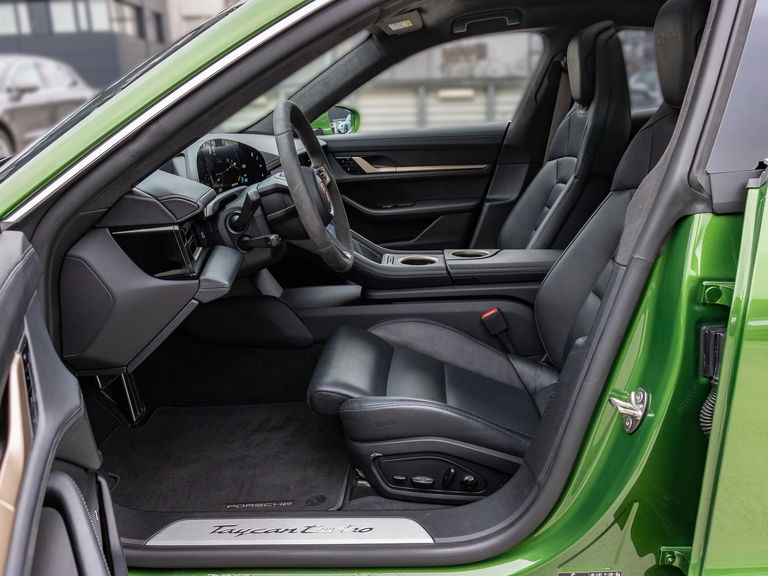 Porsche Taycan Turbo