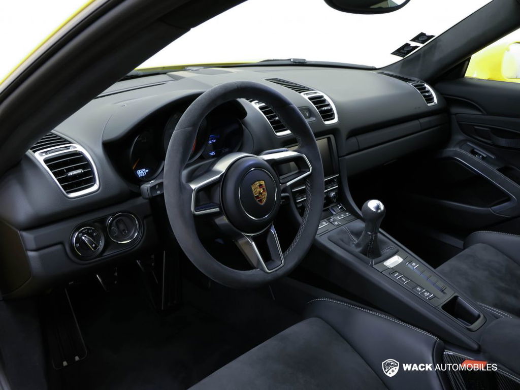 Porsche 981 Cayman GT4