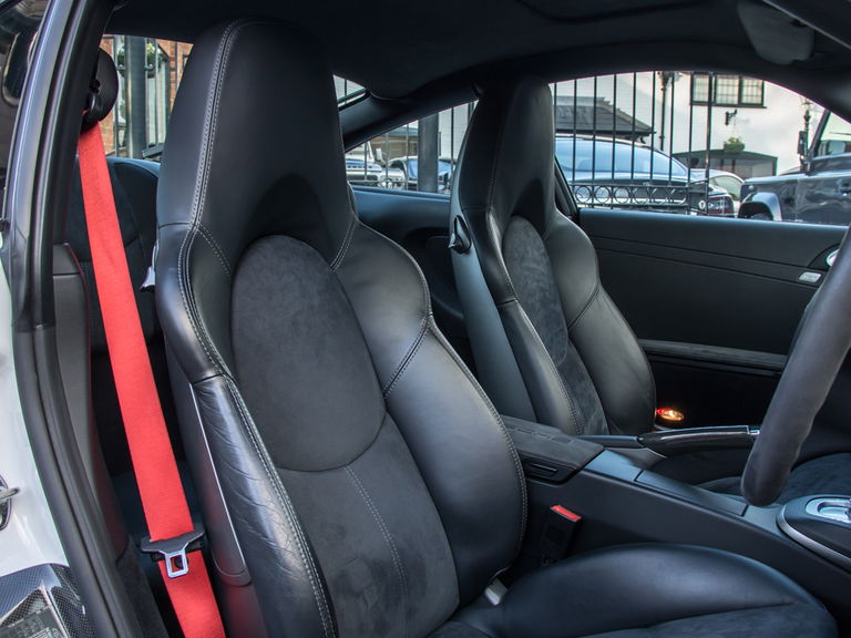 Porsche 997.2 Carrera 4 GTS