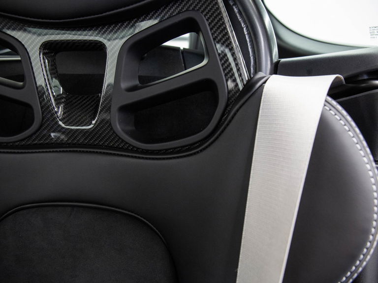 Porsche 718 Cayman GT4