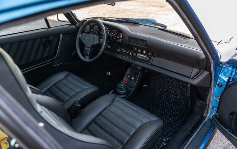 Porsche 911 Turbo 3.3 (US)