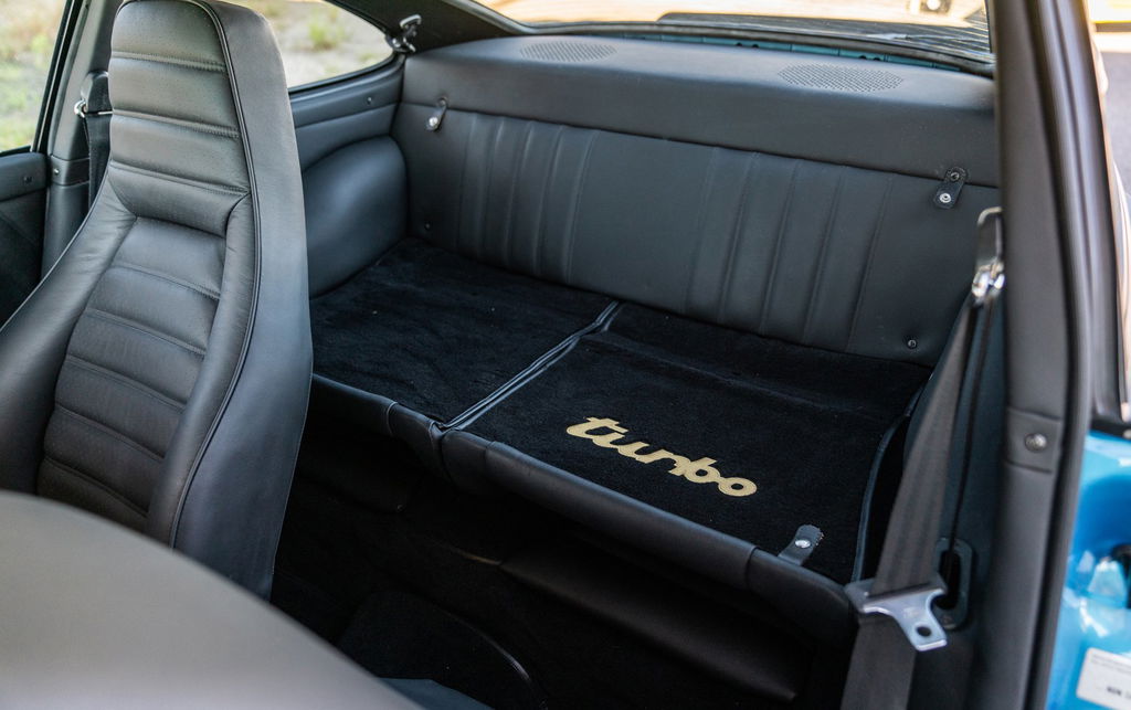 Porsche 911 Turbo 3.3 (US)