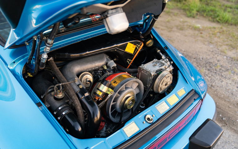 Porsche 911 Turbo 3.3 (US)