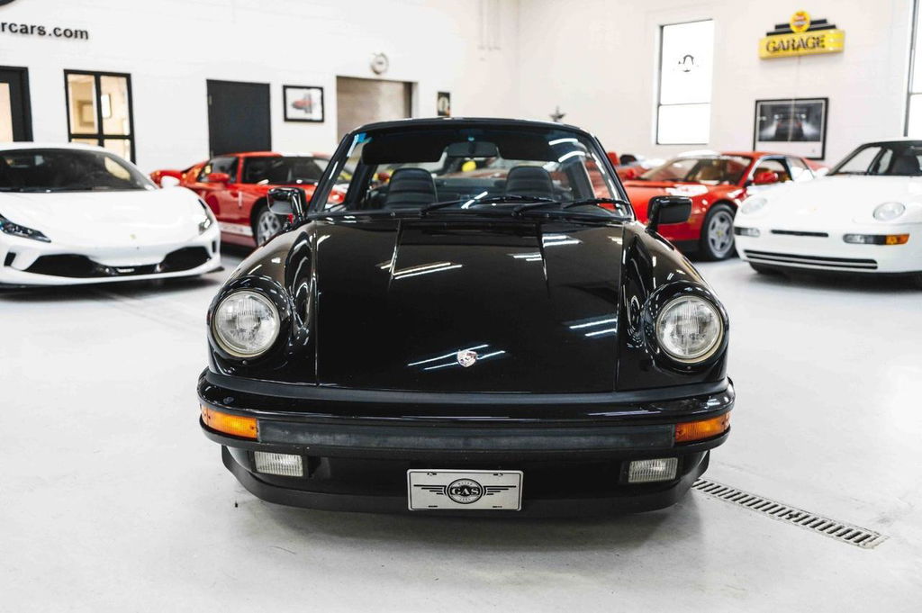 Porsche 911 Carrera 3.2 (US)
