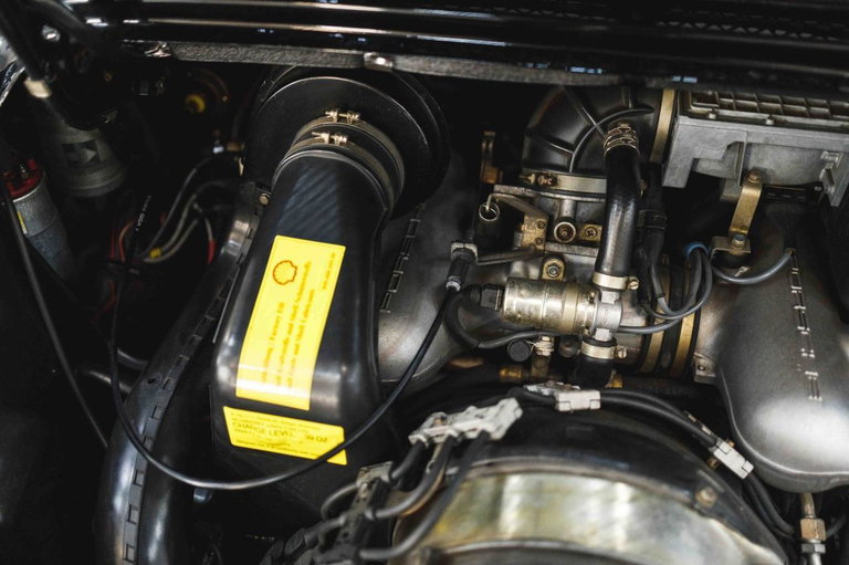 Porsche 911 Carrera 3.2 (US)