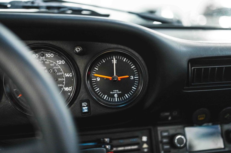 Porsche 911 Carrera 3.2 (US)