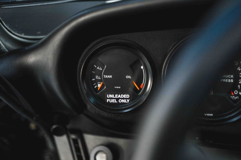 Porsche 911 Carrera 3.2 (US)