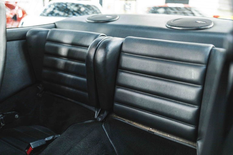 Porsche 911 Carrera 3.2 (US)