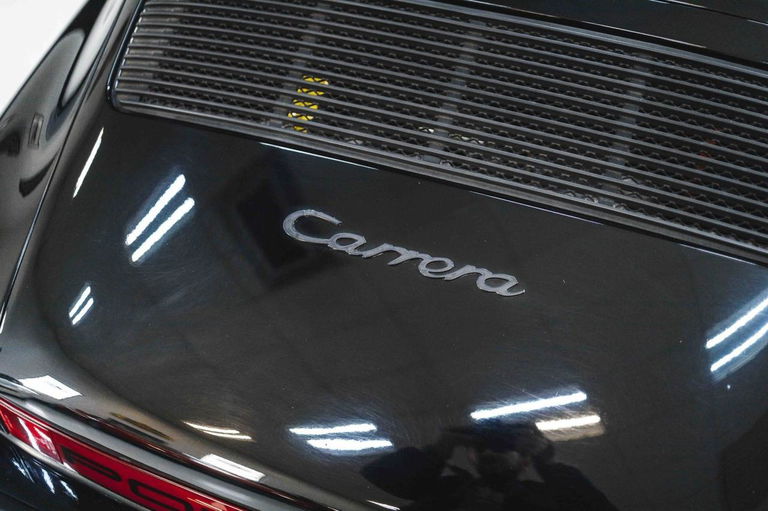 Porsche 911 Carrera 3.2 (US)