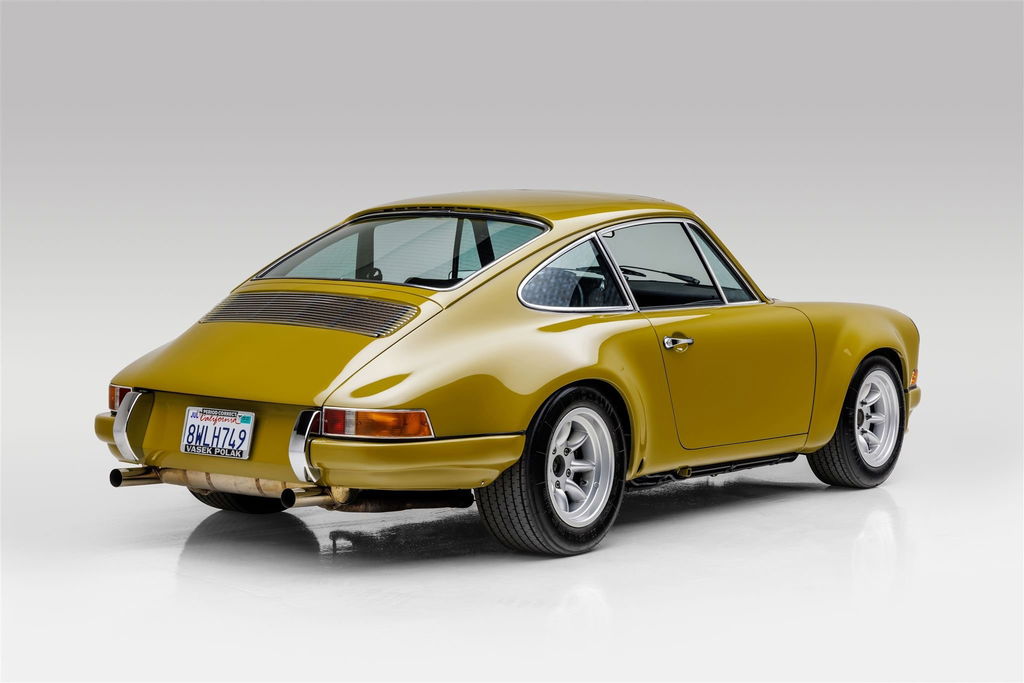 Porsche 911 Backdate
