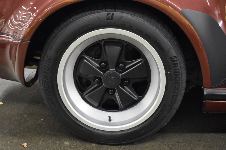 Porsche 911 Turbo 3.3