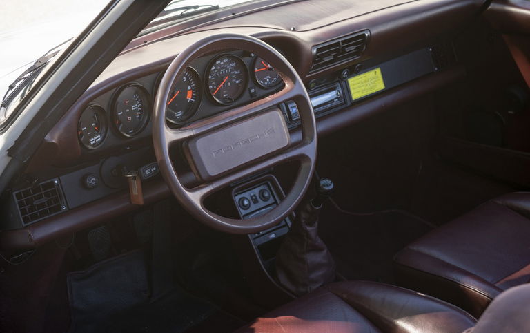 Porsche 911 Carrera 3.2 (US)