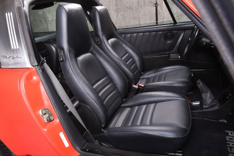 Porsche 911 Carrera 3.2 (US)