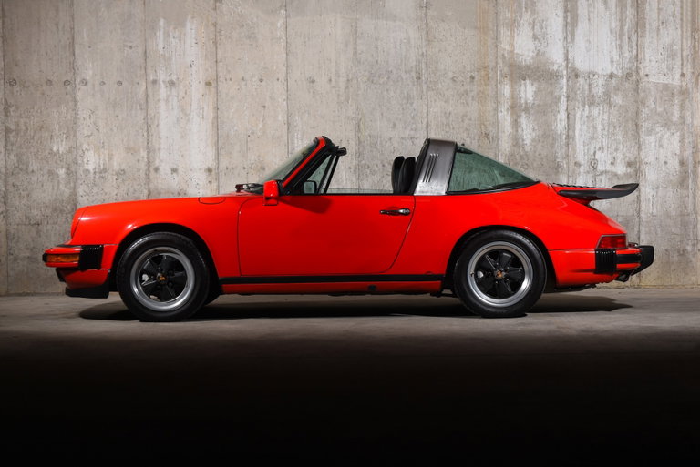 Porsche 911 Carrera 3.2 (US)